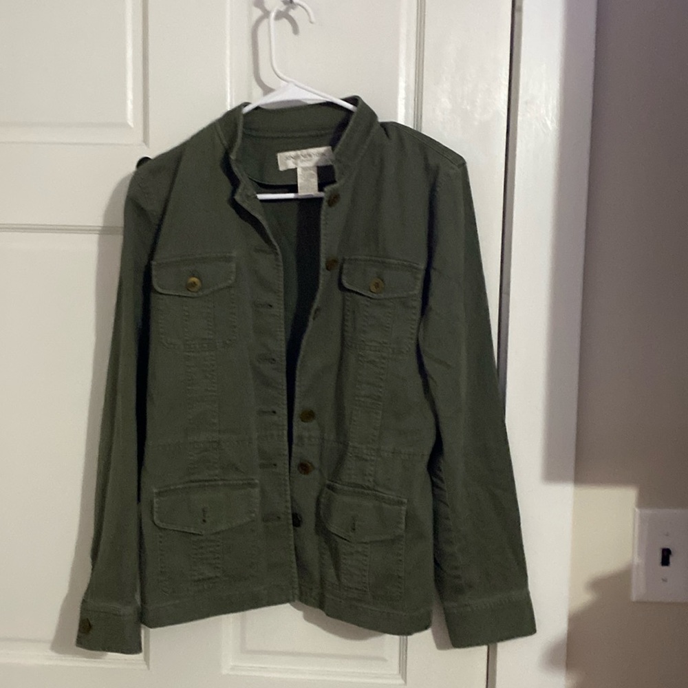 Button up jacket.  Green. Size S.  Jones New York